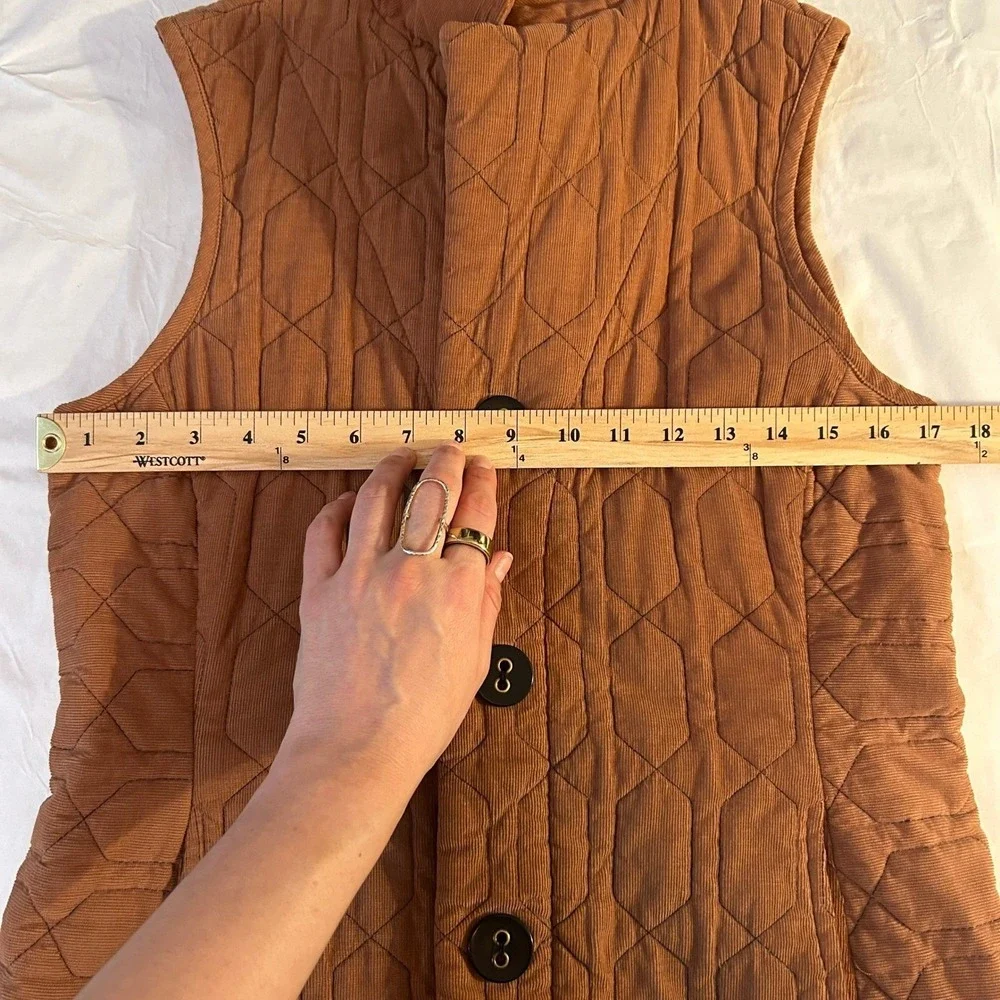 Habitat Quilted Corduroy Button Front Vest Brown‎ Small